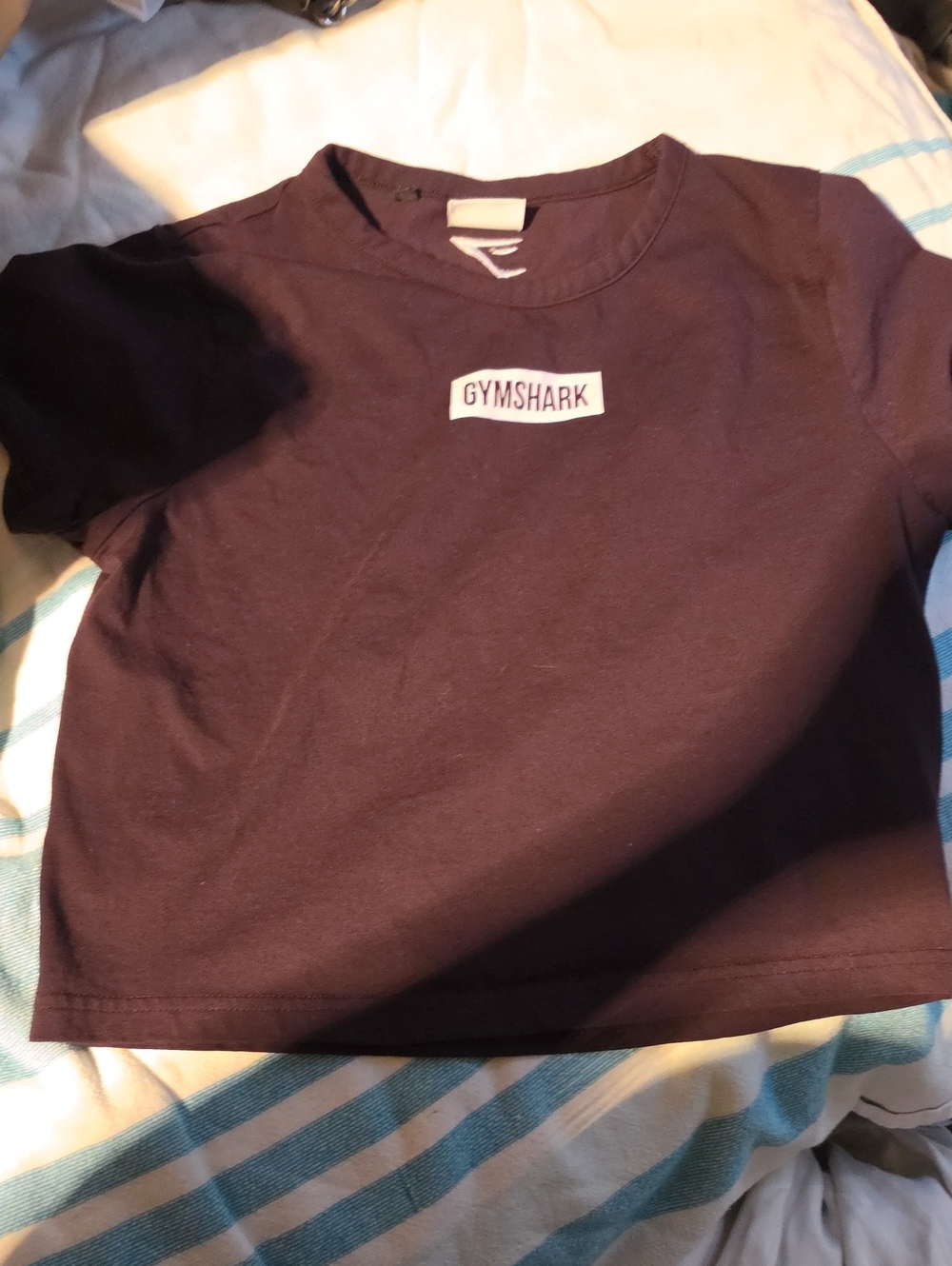 Gymshark Kids Maroon Cropped Tee with Logo S
